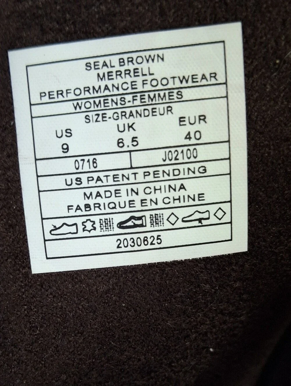 Merrell Women’s Brown Boots Size 9.